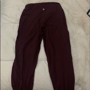 Maroon lululemon joggers